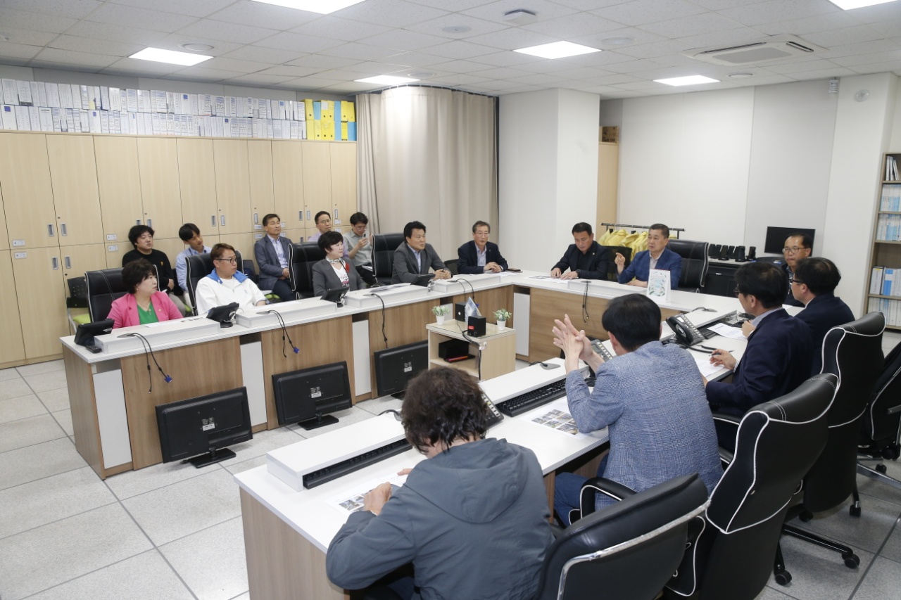 제275회 구미시의회 임시회 산업건설위원회  춘천시 버스정보시스템 등 비교견학 실시!!