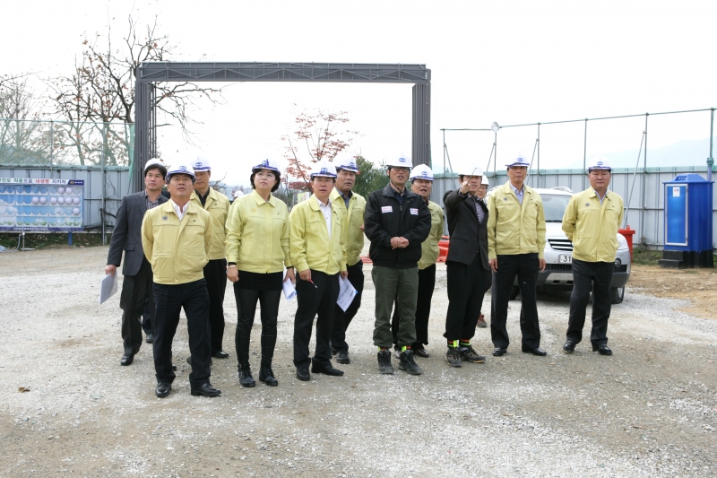 20141106-118[345M2480-제191회 임시회 기획행정위원회 도개면 신라불교문화 초전지 현장 방문.JPG