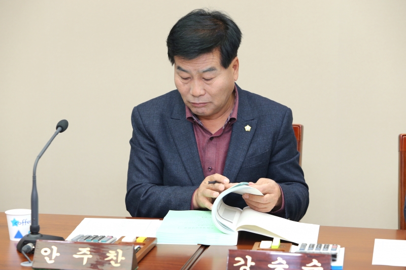 20141107-006[AP7U4531-제191회 임시회 기획행정위원회 2015년도 주요업무계획안 보고.JPG