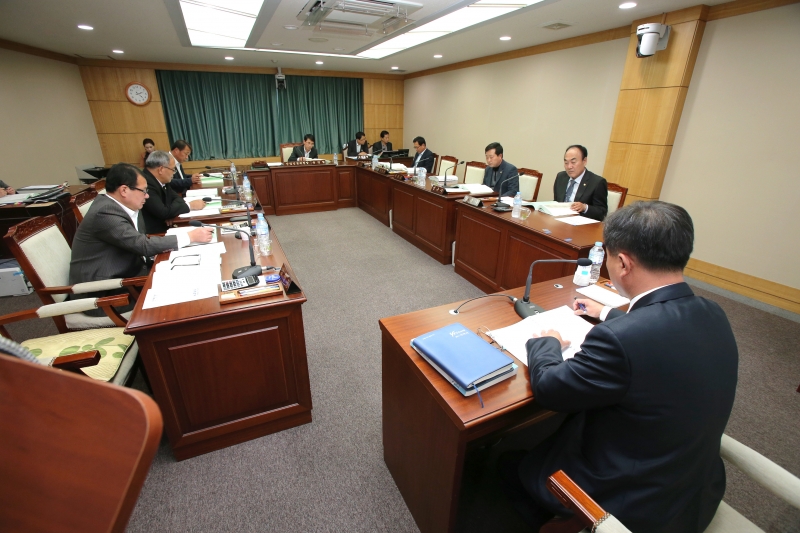 20141107-045[AP7U4622-제191회 임시회 산업건설위원회 2015년도 주요업무계획안 보고.JPG