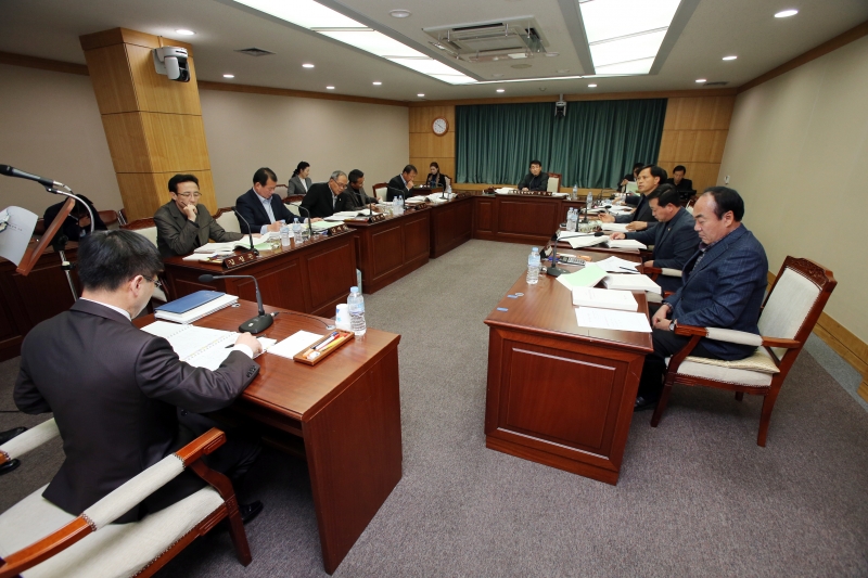20141127-015[AP7U6374-제192회 정례회 산업건설위원회 소관 행정사무감사 활동.JPG
