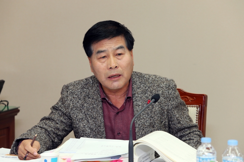 20141211-031[AP7U7402-제192회 정례회 예산결산특별위원회 2015년도 세입세출예산안 심사.JPG