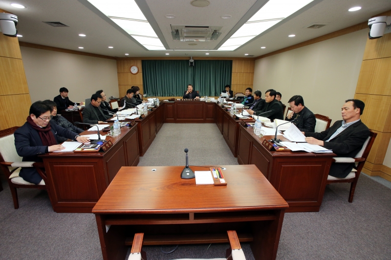 20141216-003[AP7U7523-제192회 정례회 예산결산특별위원회 2015년도 세입세출예산안 심사.JPG