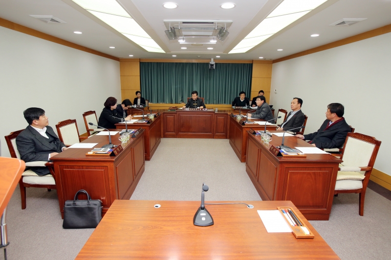 20150127-008[AP7U8595-폐회중 의회운영위원회 활동.JPG