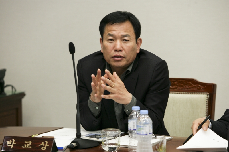 20150403-047[345M8571-제195회 구미시의회 산업건설위원회 조례안 심사 활동.JPG
