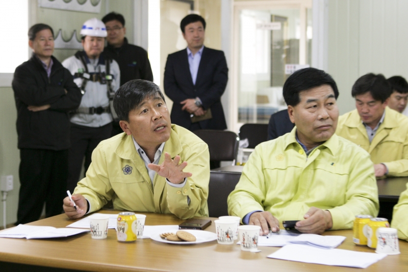 20150406-010[345M8646-제195회 임시회 기획행정위원회 옥성면 시립화장장 공사현장 방문.JPG