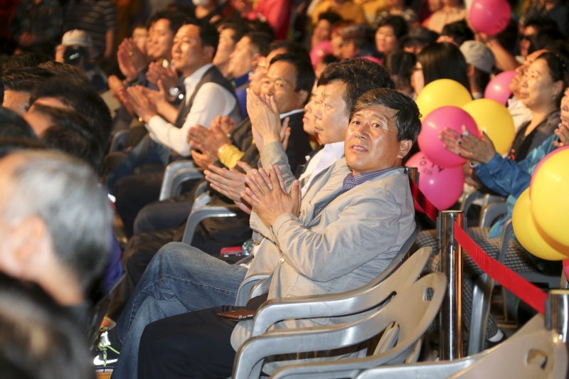 20150502-008[AP7U2439-2015 노동절 경축 음악회.JPG
