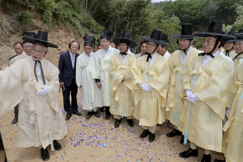 20150511-090[AP7U3624-금오서원 전사청 및 교육관 건립 기공식.JPG