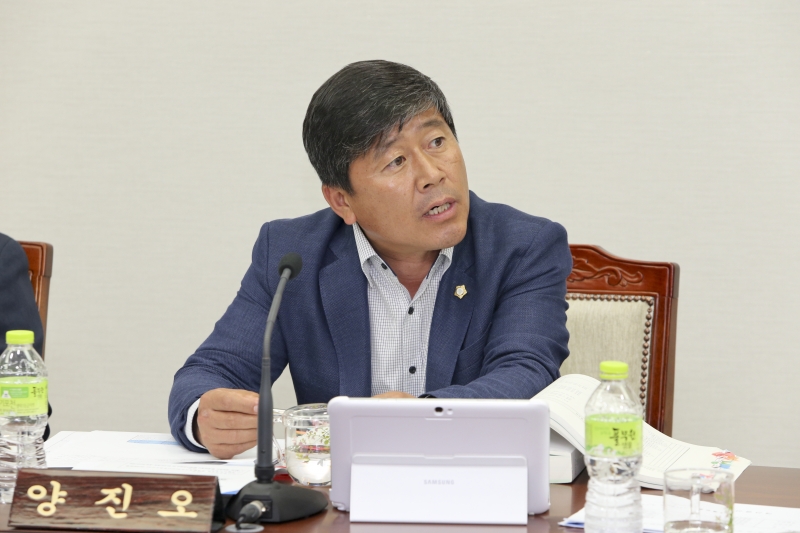 20150609-029[AP7U6900-제196회 임시회시 예산결산특별위원회 2015년도 제1회 추가경정예산안 심사활동.JPG