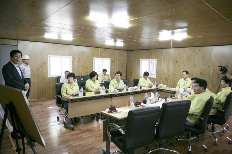 20150710-004[345M9723-제197회 정례회 기획행정위원회 신라불교문화 초전지 공사현장 방문.jpg
