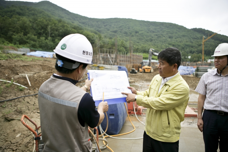 20150710-071[345M9827-제197회 정례회 기획행정위원회 강동문화회관 공사현장 방문.jpg