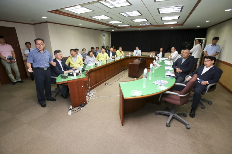 20150710-085[AP7U7849-제197회 정례회 산업건설위원회 주)오리온 기업체 방문.JPG
