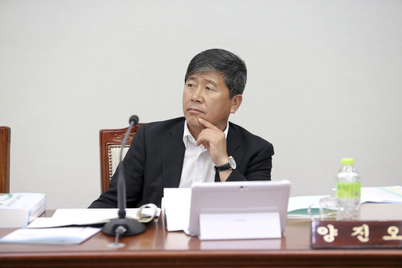 20150714-026[AP7U8222-제197회 정례회 기획행정위원회 2014회계연도 세입세출결산승인안 예비심사활동.JPG