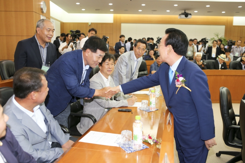 20150723-018AP7U9225-구미시와 LG디스플레이(주) 투자양해각서 체결식 .JPG