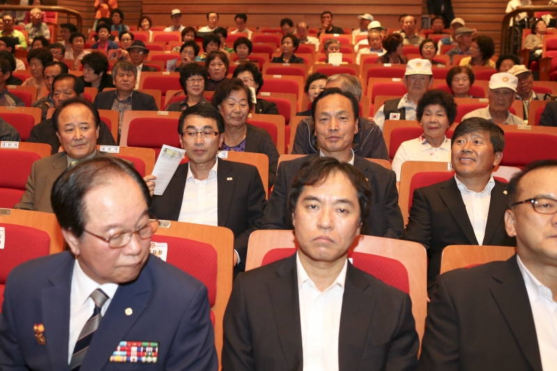 20150908-056[AP7U1484-6.25전쟁 65주년 호국보훈 보은행사.jpg