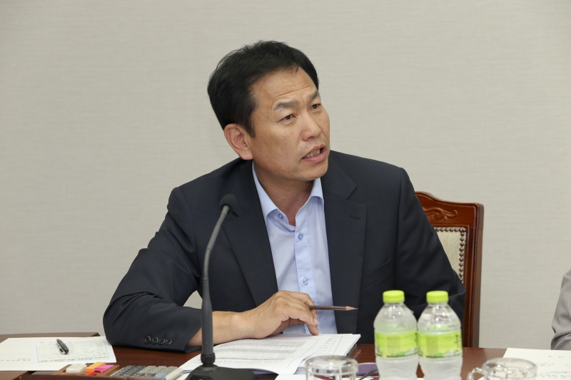 20150909-042[AP7U1633-제198회 임시회시 산업건설위원회 조례안 심사활동.jpg