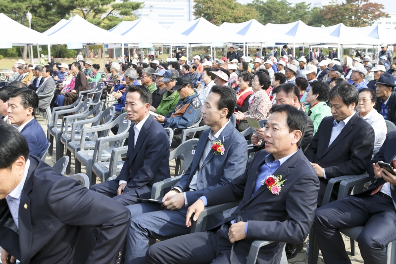 20151015-034[AP7U6144-제22회 어르신 민속놀이 대회.jpg