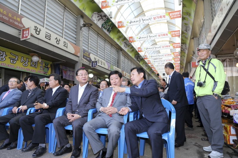 20151016-007[AP7U6184-제10회 구미새마을 중앙시장 상가축제.jpg