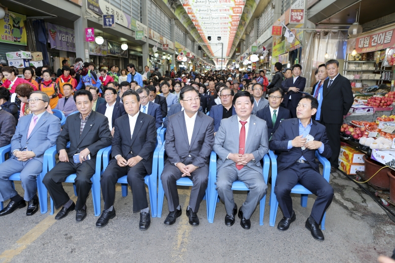 20151016-010[AP7U6194-제10회 구미새마을 중앙시장 상가축제.jpg