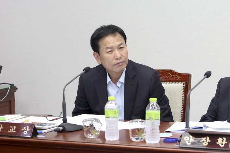 20151020-078[IMG_7617-제199회 임시회 산업건설위원회 조례심사 활동.jpg
