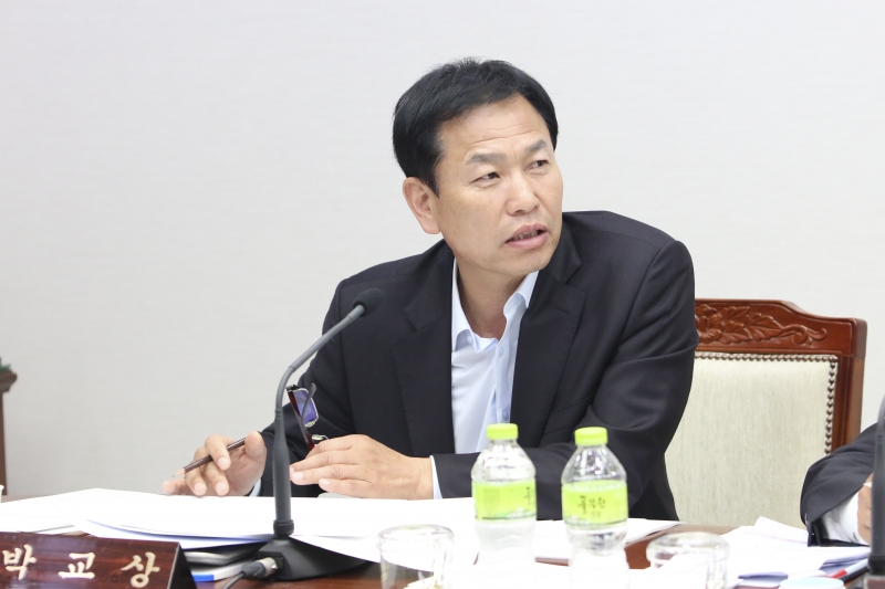 20151021-018[IMG_7691-제199회 임시회 산업건설위원회 조례심사 활동.jpg