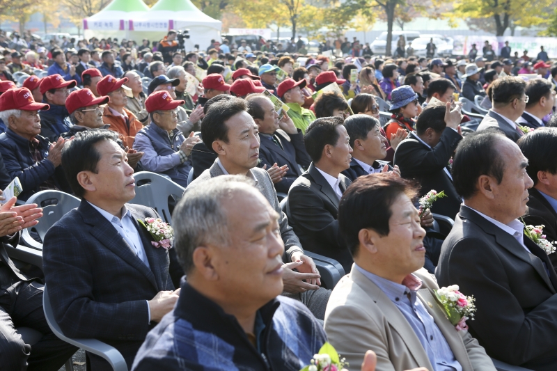 20151104-010[AP7U8808-일천만 그루 나무심기운동 달성 기념행사.jpg