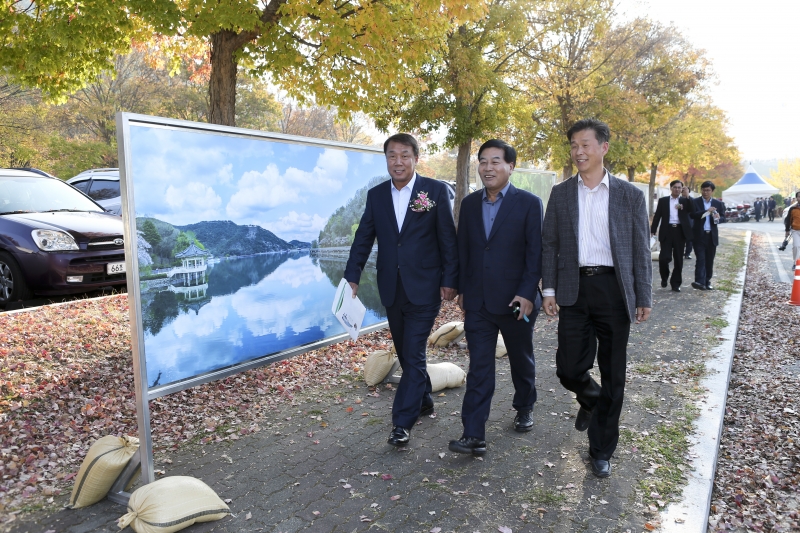 20151104-065[AP7U8894-일천만 그루 나무심기운동 달성 기념행사.jpg