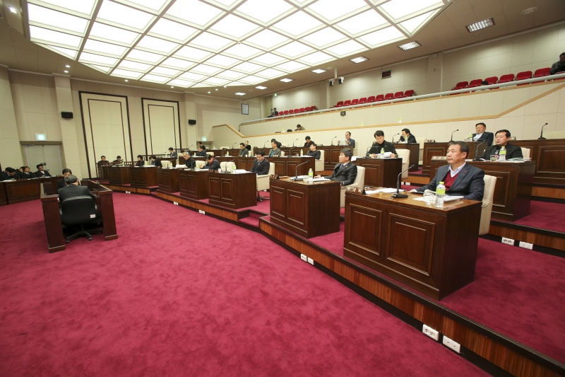 20151217-048[AP7U3078-제200회 정례회 제2차 본회의 활동.jpg