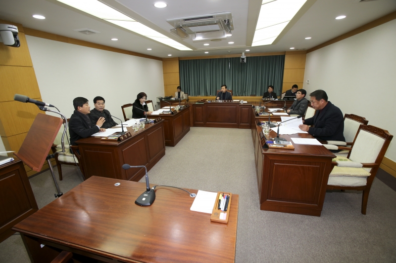 20160114-011[AP7U4762-폐회중 의회운영위원회 활동.jpg