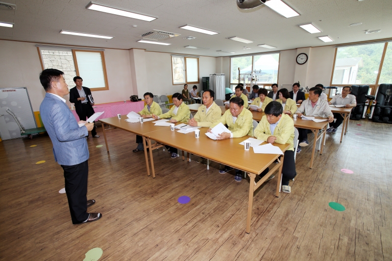 20140721-123[AP7U6838-제189회 임시회 기획행정위원회 옥성면 솔장애인생활시설 방문.JPG