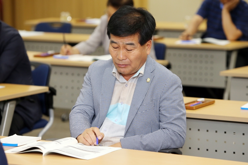 20140722-041[AP7U6966-구미시의회 의원 연수-계명대학교 일반대학원 최봉기 원장 초청 특강 .JPG