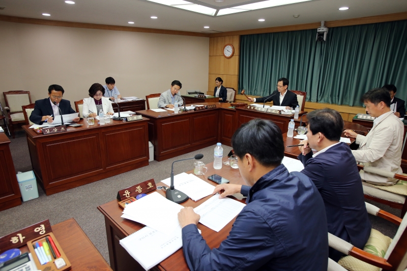20140912-008[AP7U9940-제190회 제1차 정례회시 제2차 사회복지시설및보조사업 조사특별위원회 활동.JPG
