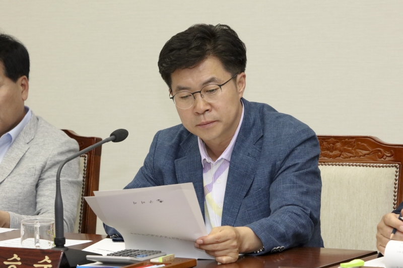 20160520-017[IMG_1690-제204회 임시회 기획행정위원회회 조례안 심사활동.jpg