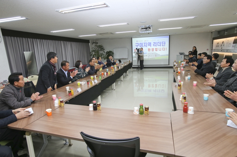 20161202-065[AP7U1644-제209회 정례회 아주스틸 기업체 방문.jpg