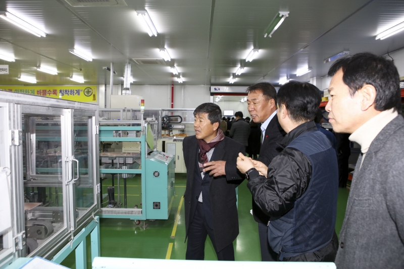 20161202-098[IMG_4978-제209회 정례회 아주스틸 기업체 방문.jpg