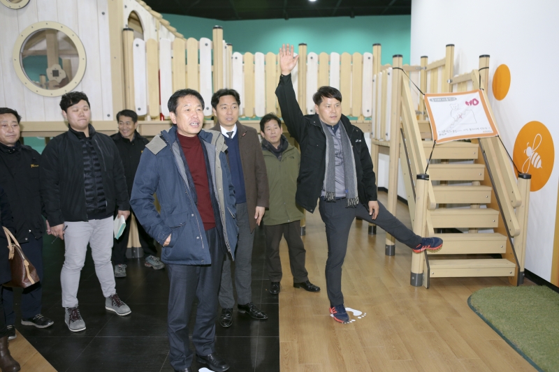 20170109-056[AP7U4743-폐회중 산업건설위원회 산림에코센터 현장방문.JPG