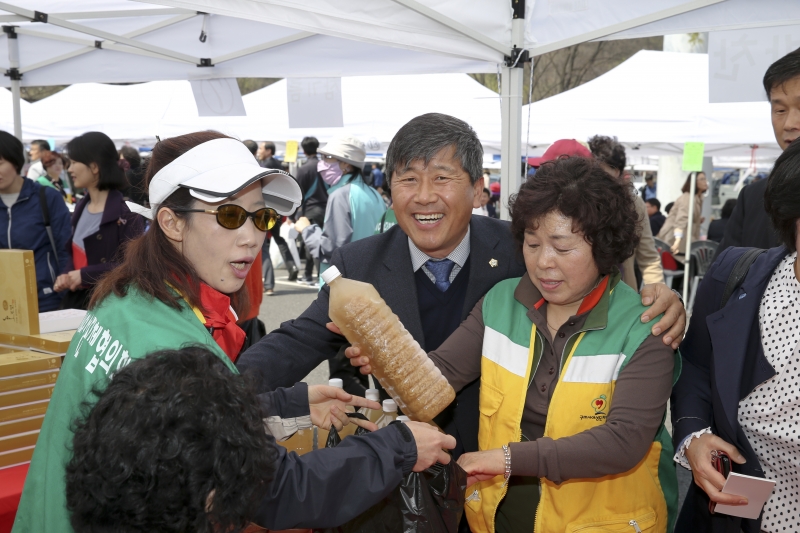 20170407-043[AP7U9291-구미시여성단체협의회 사랑의 바자회.JPG