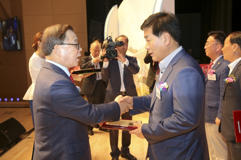 20170512-081[AP7U1195-강동문화복지회관 개관식.JPG