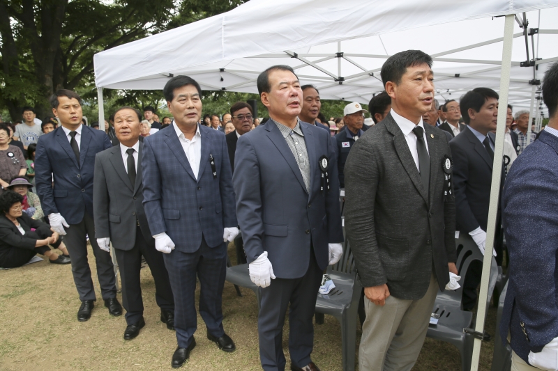 20170606-027[AP7U2883-제62회 현충일 추념 충혼탑 참배.JPG