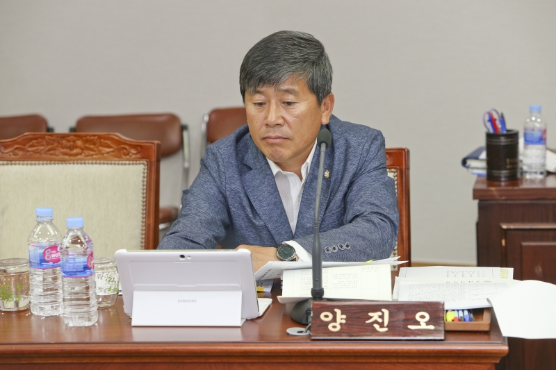 20170608-050[AP7U3028-제214회 정례회 산업건설위원회 소관 행정사무감사 활동.JPG