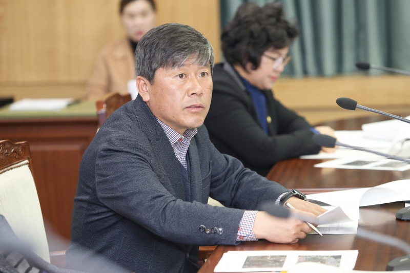 20180308-029[AP7U3290-제220회 임시회 산업건설위원회 조례안 심사활동.JPG