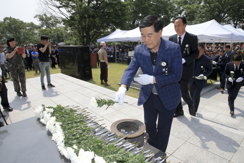 20180606-022[AP7U5664-제63회 현충일 추념식.JPG