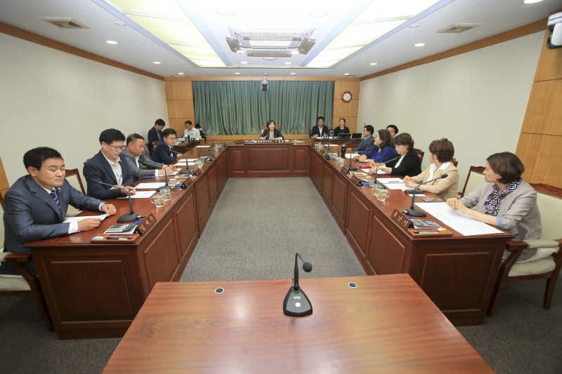 20180704-019[AP7U6852-제223회 임시회 제1차 기획행정위원회 활동.JPG