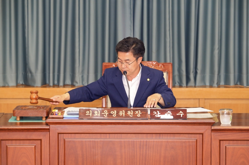 20180705-032[AP7U7051-폐회중 의회운영위원회 활동.JPG