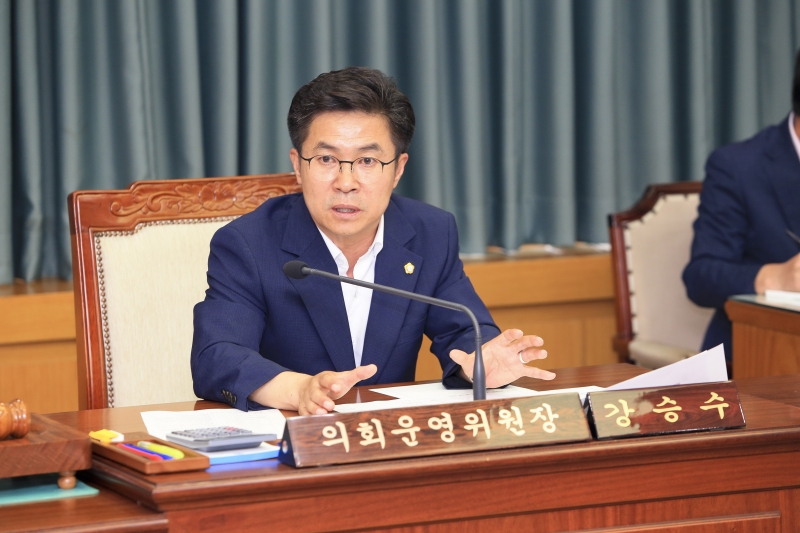 20180705-052[AP7U7047-폐회중 의회운영위원회 활동.JPG