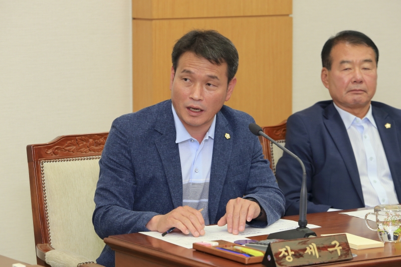 20180705-080[AP7U7115-폐회중 의회운영위원회 활동.JPG
