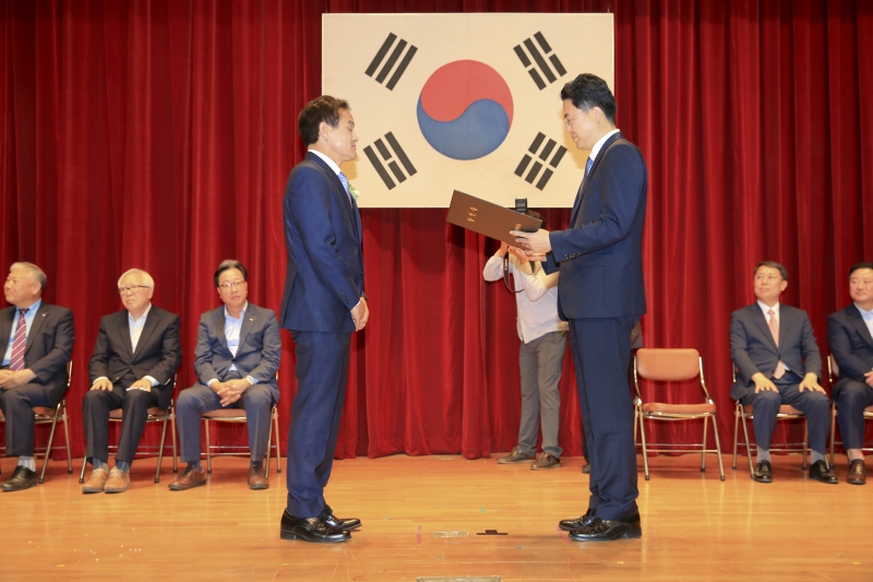 20180615-061[AP7U5763-제7회 전국동시지방선거 당선자 교부식.JPG