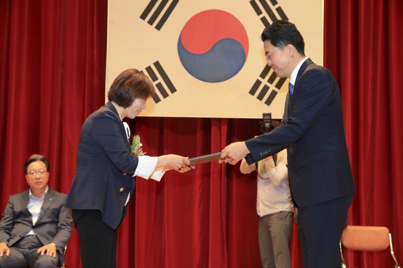 20180615-094[AP7U5799-제7회 전국동시지방선거 당선자 교부식.JPG