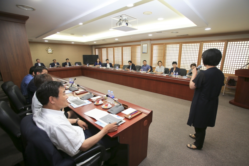 20180712-066[AP7U7725-구미시의회 의원연수-김은주 강사 초청 성인지 감수성 특강.JPG