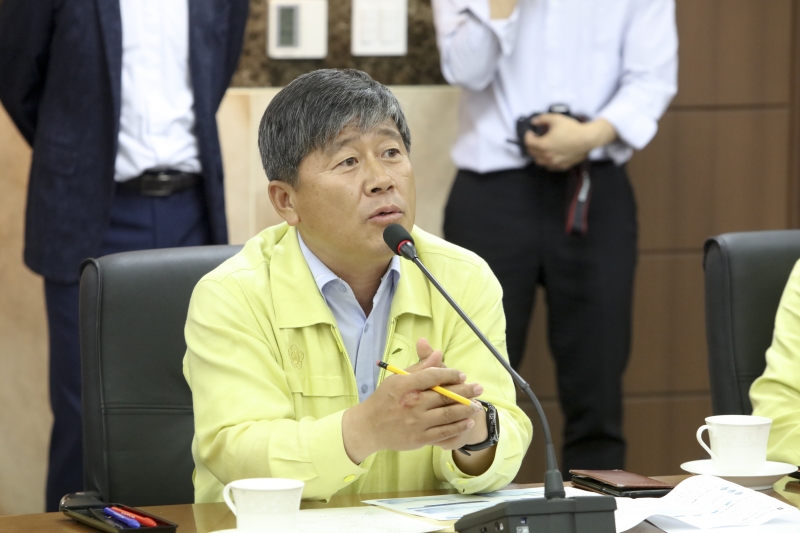 20180713-021[536A0367-제224회 임시회시 전체의원 구미상공회의소 방문.JPG